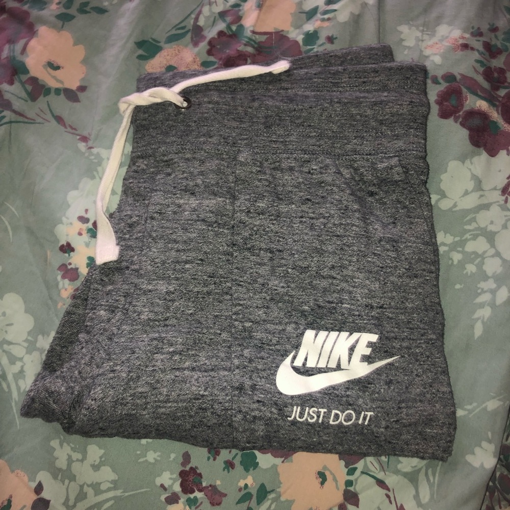 Nike Sweatpants